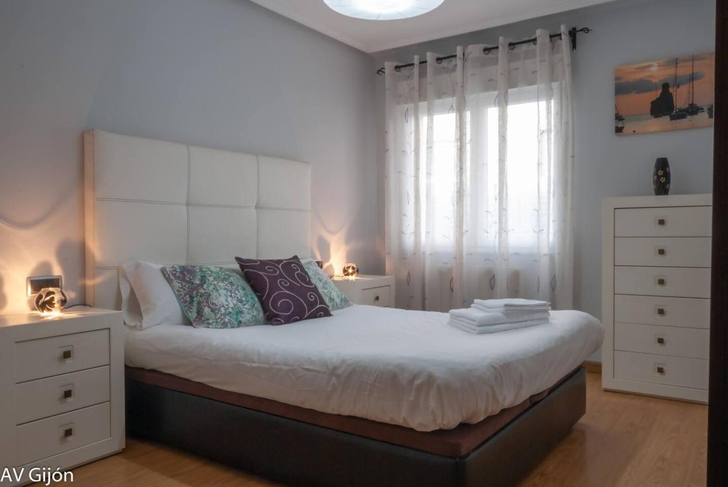 Apartmán Av Premio Real 16 Gijón Exteriér fotografie