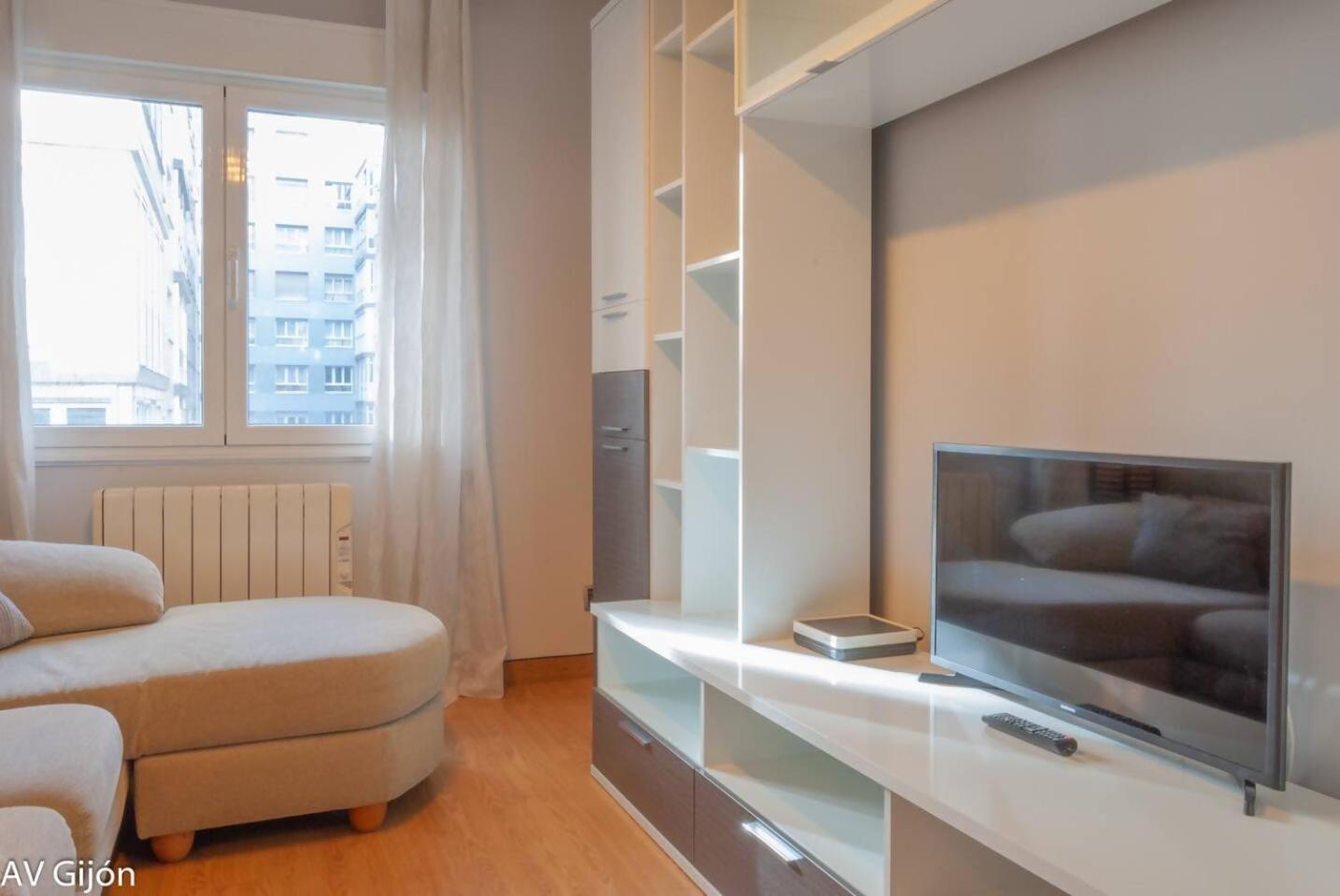 Apartmán Av Premio Real 16 Gijón Exteriér fotografie